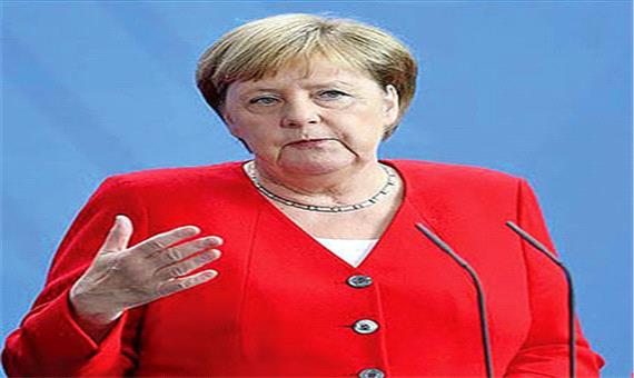 مرکل محدودیت در فروش جاسوس‌افزار پگاسوس را خواستار شد