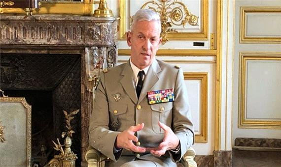 فرمانده فرانسوی: نباید در رقابت آمریکا و چین درگیر شویم