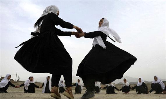 طالبان: دانش‌آموزان دختر به زودی به مدارس بازمی‌گردند