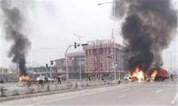 یک خودروی پلیس افغانستان در مرکز کابل هدف قرار گرفت