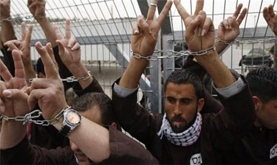 75 اسیر فلسطینی دست به اعتصاب غذا می‌زنند