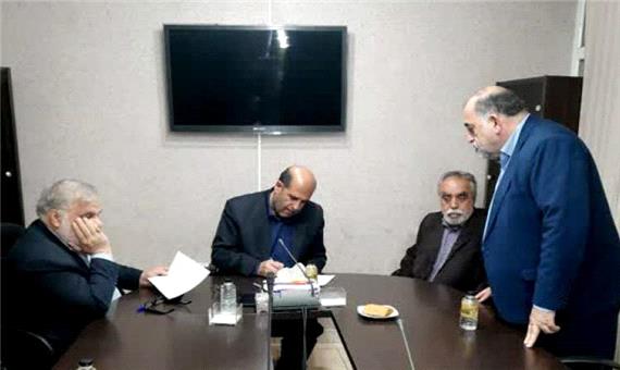 پاسخگویی مدیرکل بنیاد شهرستان‌های تهران در دیدار چهره به چهره با ایثارگران شهرری