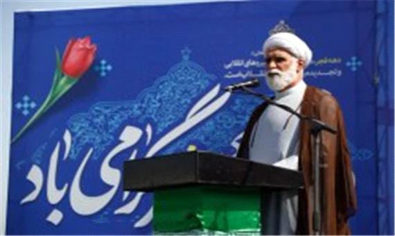 تبلور دلباختگی مردم به نظام جمهوری اسلامی ایران در مراسم راهپیمایی 22 بهمن
