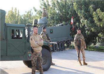 ارتش لبنان از زخمی شدن چند سرباز خود خبر داد