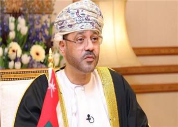 وزیر امور خارجه عمان بر حل سیاسی بحران یمن تأکید کرد