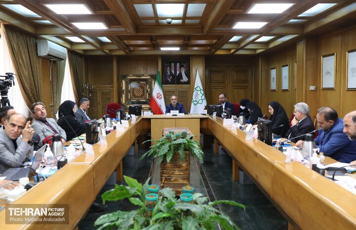 جلسه ستاد راهبری مسئولیت‌پذیری اجتماعی با حضور شهردار تهران