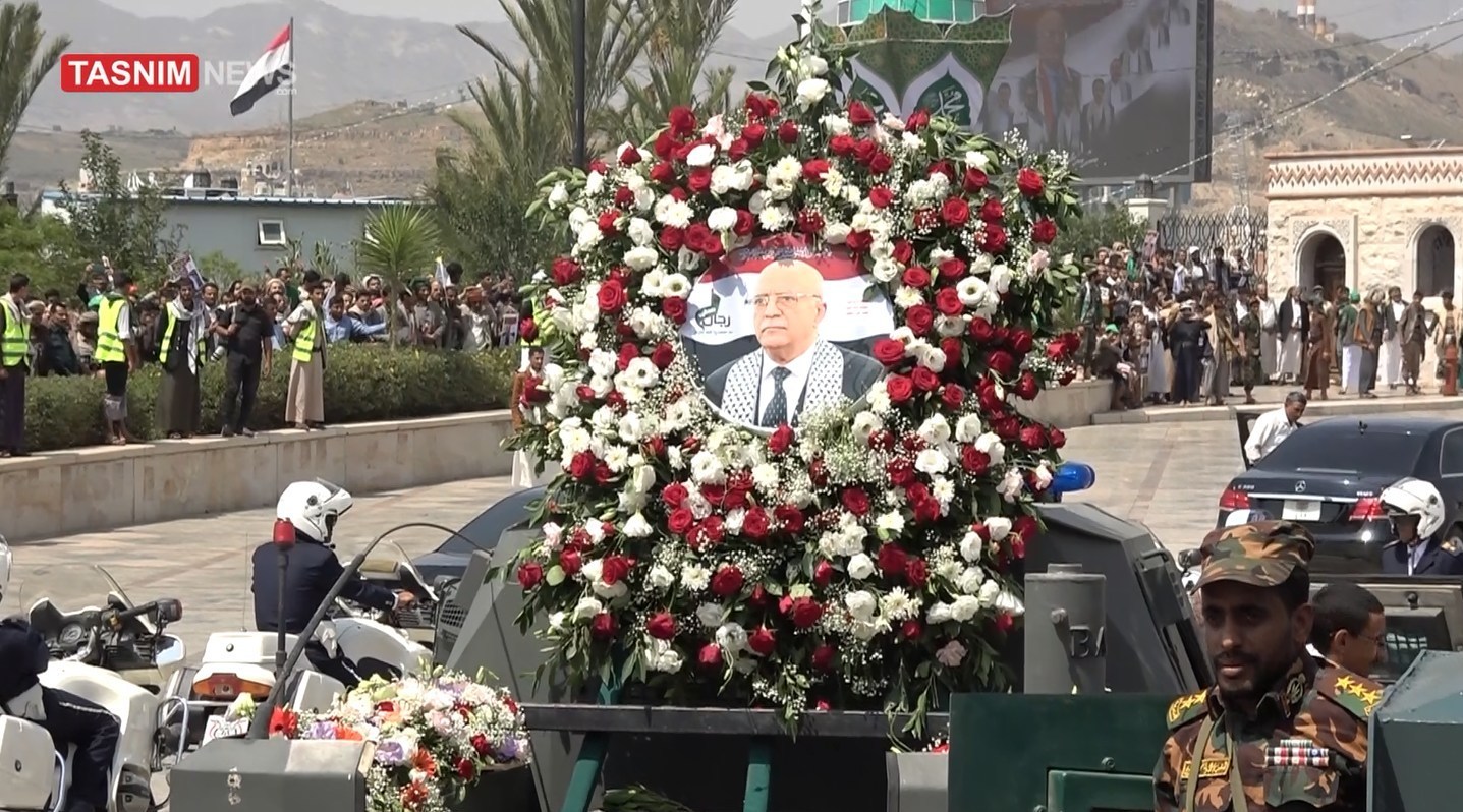 وداع باشکوه یمنی‌ها با اولین نخست‌وزیر شهید جهان عرب
