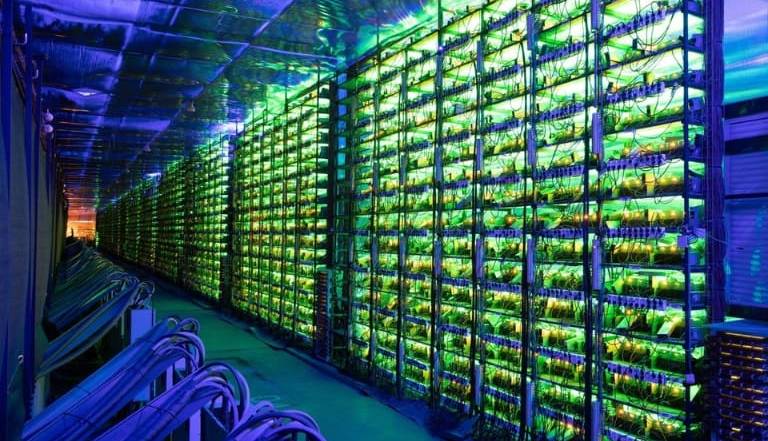 سود ۸۳ برابری استخراج بیت‌کوین در ایران و بحران برق!