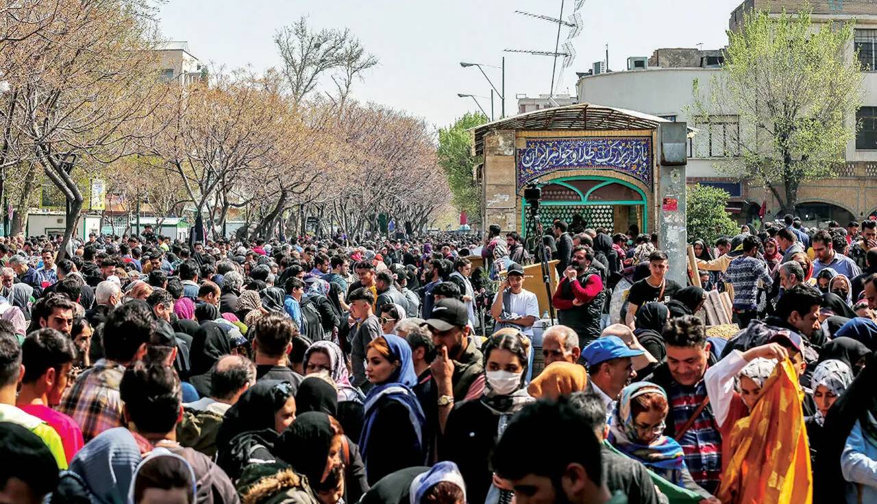 یک روانپزشک اجتماعی: جامعه ایران مستعد به‌هم‌ریختگی است نه انقلاب