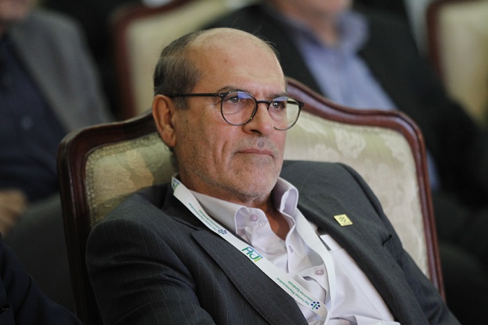رئیس اتاق بازرگانی: نگران بیکاری عظیم بخش کارگری هستیم