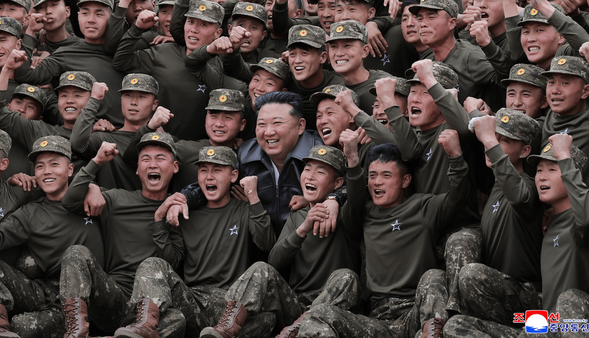 کیم از ویژه‌ترین واحد ارتش کره شمالی بازدید کرد