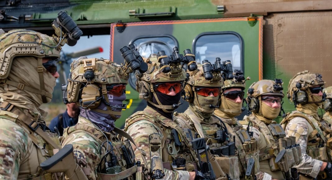 آماده‌باش برای جنگ احتمالی با روسیه؛ فراخوان ۱۴۹ هزار نوجوان به خدمت سربازی