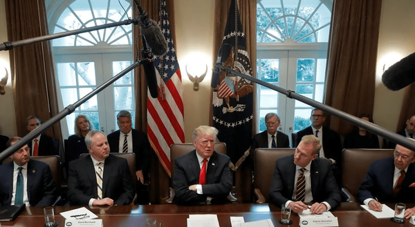 رای سنا به پایان تعطیلی دولت؛ مجلس نمایندگان ایستگاه بعد