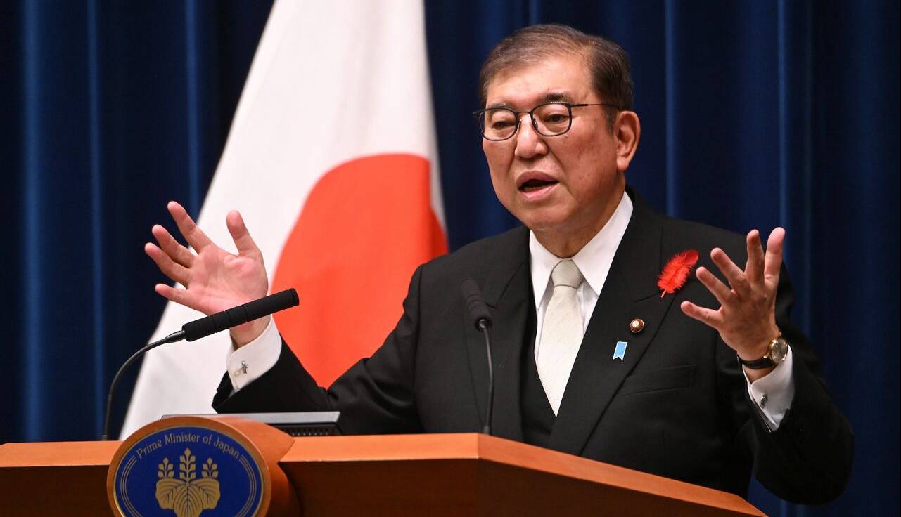 انتقاد نخست‌وزیر پیشین ژاپن از تبعیت کورکورانه توکیو از واشنگتن