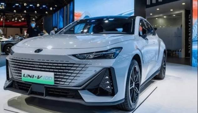 قائم مقام سایپا: تا آماده‌شدن زیرساخت‌ها، هیبریدی‌ها بهترین انتخاب کشورند