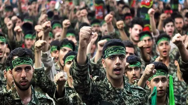 سرمقاله جوان/ حماسه پایان‌ناپذیر بسیج از دفاع مقدس هشت ساله تا جنگ تحمیلی 12 روزه