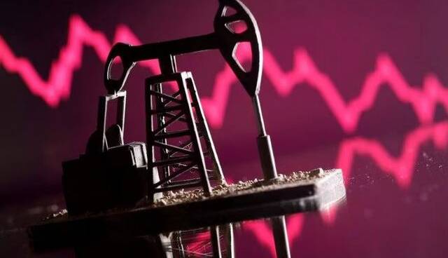 قیمت نفت کاهش یافت
