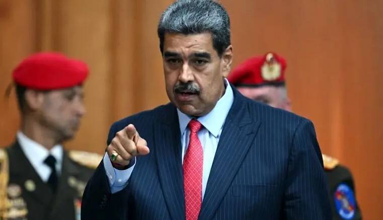 زیدآبادی مطرح کرد: روزهای آخر مادورو؟