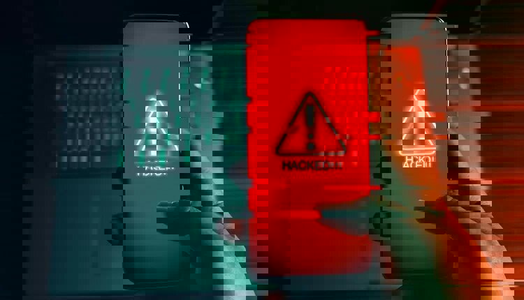 وحشت صهیونیست‌ها از گسترش هک تلفن سرکردگان تل آویو