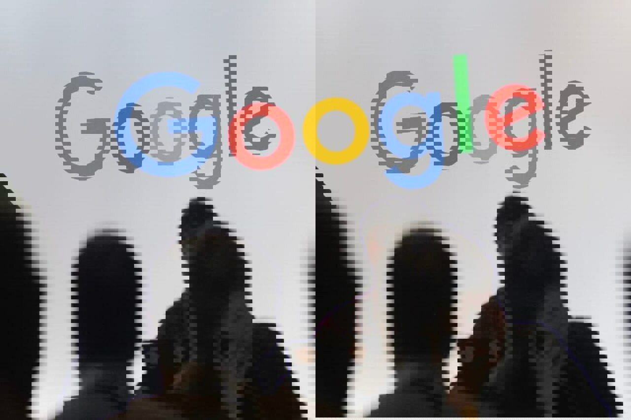 هشدار گوگل: کارمندان خارجی فعلا آمریکا را ترک نکنند