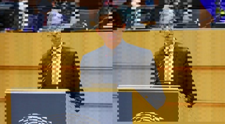 عضو پارلمان اروپا: پول کافی برای تأمین مالی اوکراین را نداریم