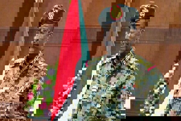 البرهان: جنگ در سودان تا خلع سلاح نیروهای واکنش سریع ادامه دارد