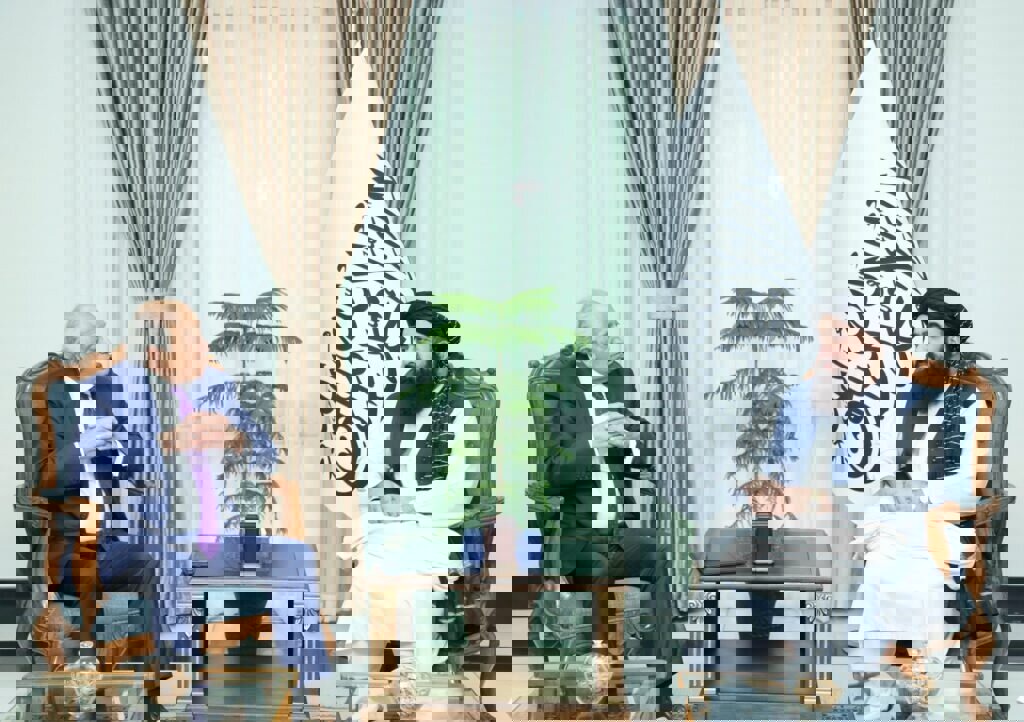 طالبان خواستار گسترش روابط با آمریکا شد