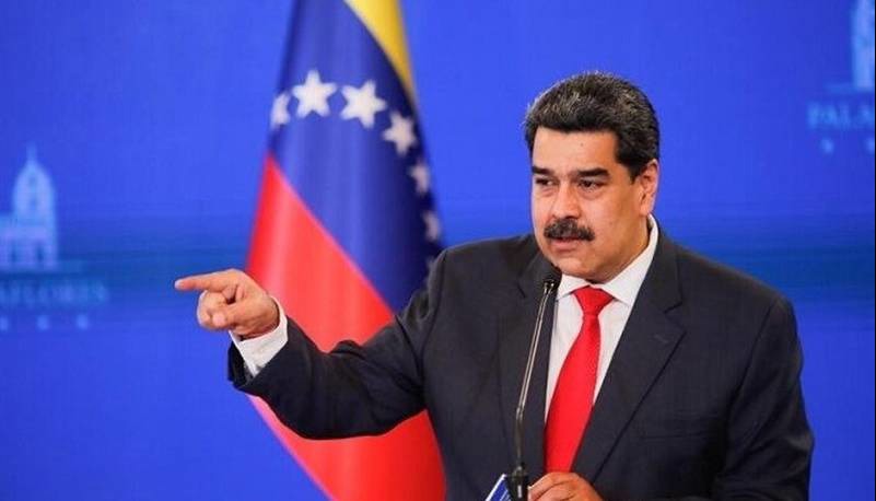 مادورو: حدود ۴۰ هواپیمای قاچاقچیان مواد مخدر را منهدم کردیم