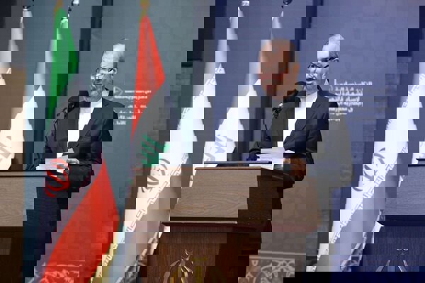 سفیر ایران در عراق: شهید سلیمانی یک شخصیت فراملّی بود