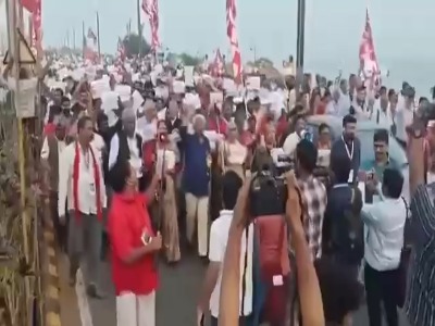 تظاهرات مردم هند علیه تجاوز آمریکا به ونزوئلا