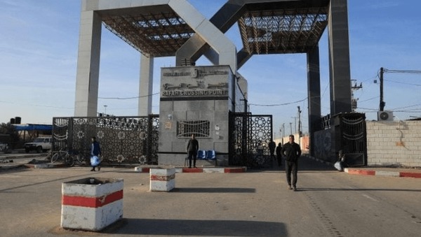 هاآرتض: گذرگاه رفح بازگشایی می‌شود