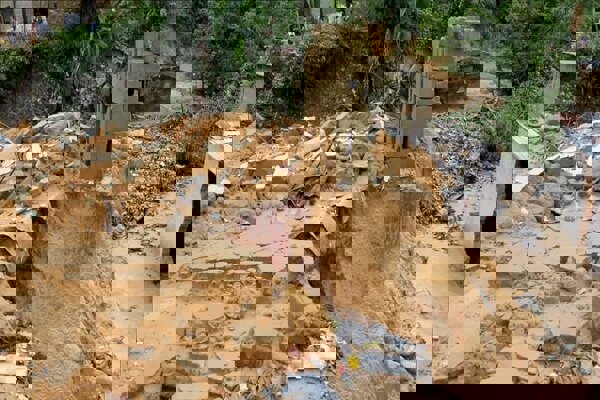 باران های سیل آسا و رانش زمین در شرق کنگو تلفات سنگین برجای گذاشت