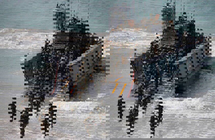 استرالیا املاک دفاعی خود را می‌فروشد