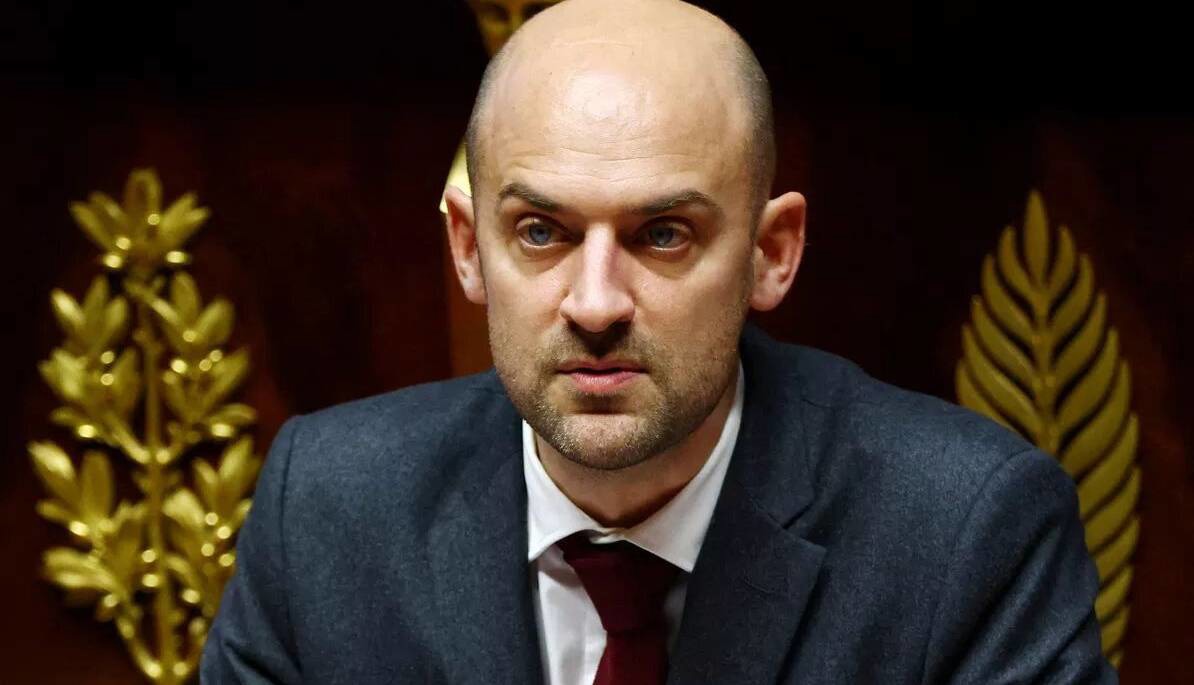 وزیر خارجه فرانسه به خاورمیانه می رود