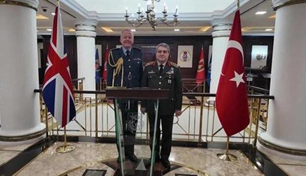مذاکرات نظامی ترکیه و انگلیس در آنکارا