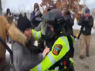 بازداشت‌ معترضان در شهر مینیاپولیس