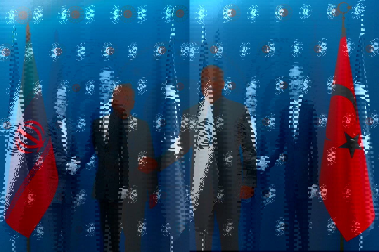 رایزنی وزرای خارجه ترکیه و ایران درباره مذاکرات مسقط