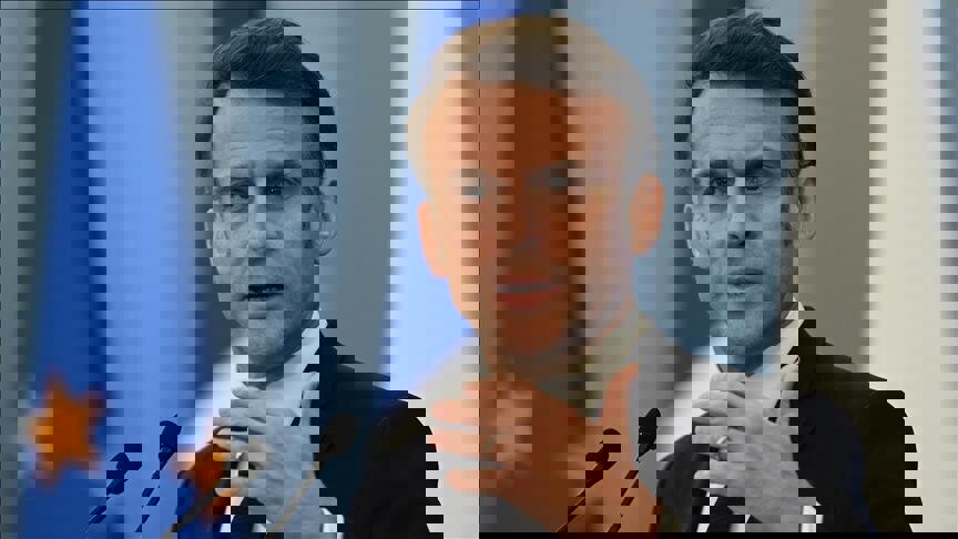 فرانسه: باید با سلطه دلار مقابله کنیم؛ آمریکا با اروپا دشمنی دارد