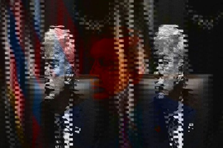 احتمال خروج ترامپ از مذاکرات اوکراین در سایه فشارهای سیاسی داخلی