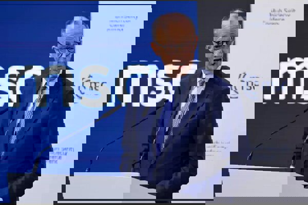 صدر اعظم آلمان: آمریکا به اندازه کافی قوی نیست