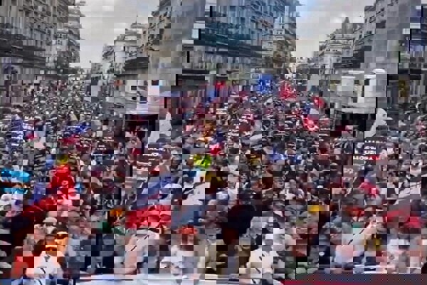 راهپیمایی فرانسوی ها برای خروج فرانسه از اتحادیه اروپا+ فیلم