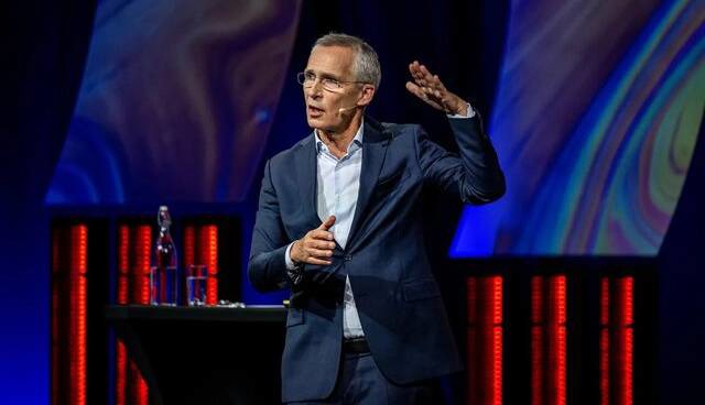 دبیرکل سابق ناتو، اوکراین را مهمترین «چالش» خواند