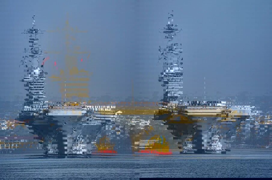 افسر اطلاعاتی سابق آمریکا:ایران می‌تواند به راحتی ناوهای ما را غرق کند