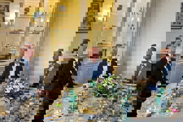 عمان: مذاکرات امروز ایران با آمریکا با پیشرفت ملموسی به پایان رسید