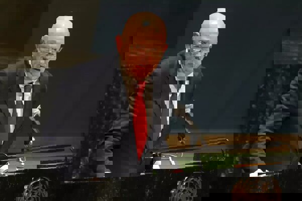 روسیه: اروپا بر خلاف عقل سلیم از زلنسکی حمایت می‌کند