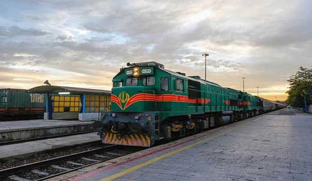 پیش‌فروش بلیت قطارهای مسافری آغاز شد