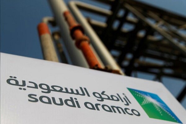 افت قیمت سهام آرامکو پس از هدف قرار گرفتن پالایشگاه جیزان