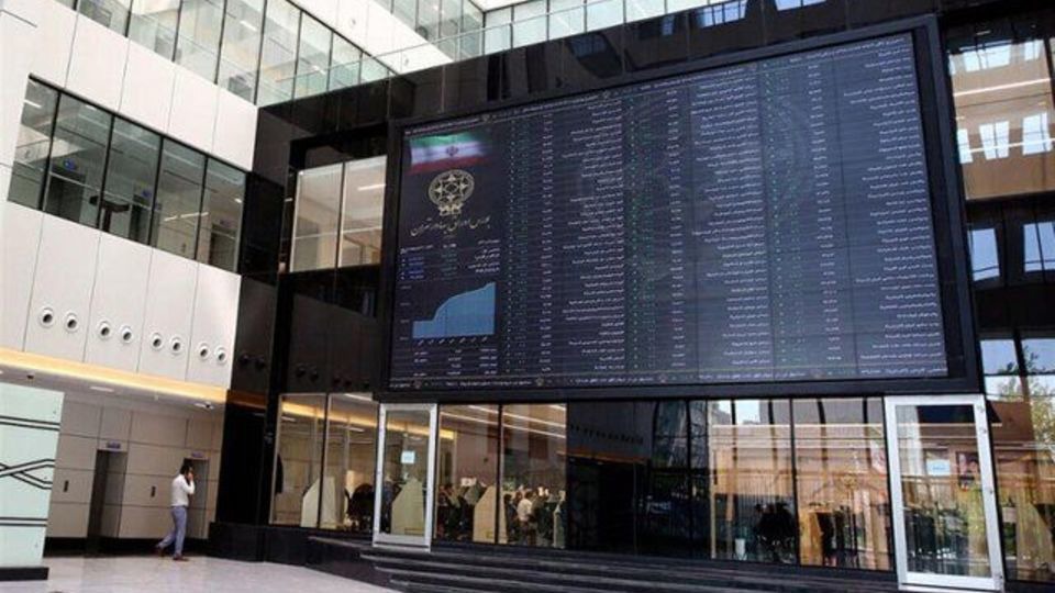 احتیاط سرمایه‌گذاران در بورس