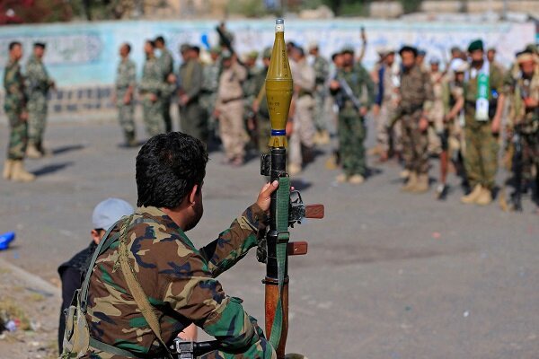 بلومبرگ: عربستان در مقابله با پیشروی یمنی ها ناتوان است