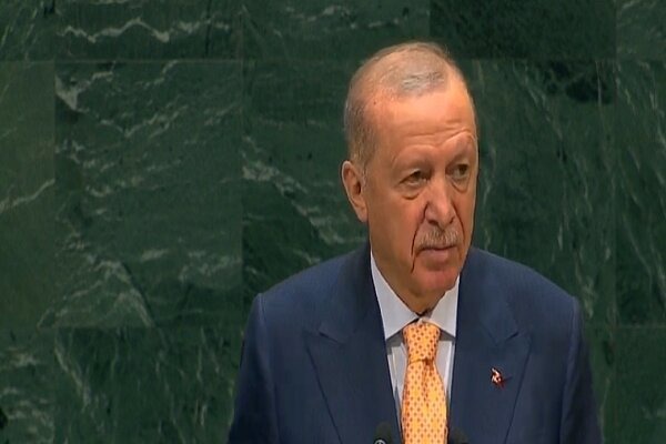 اردوغان: غزه به بزرگترین گورستان کودکان در دنیا تبدیل شده است